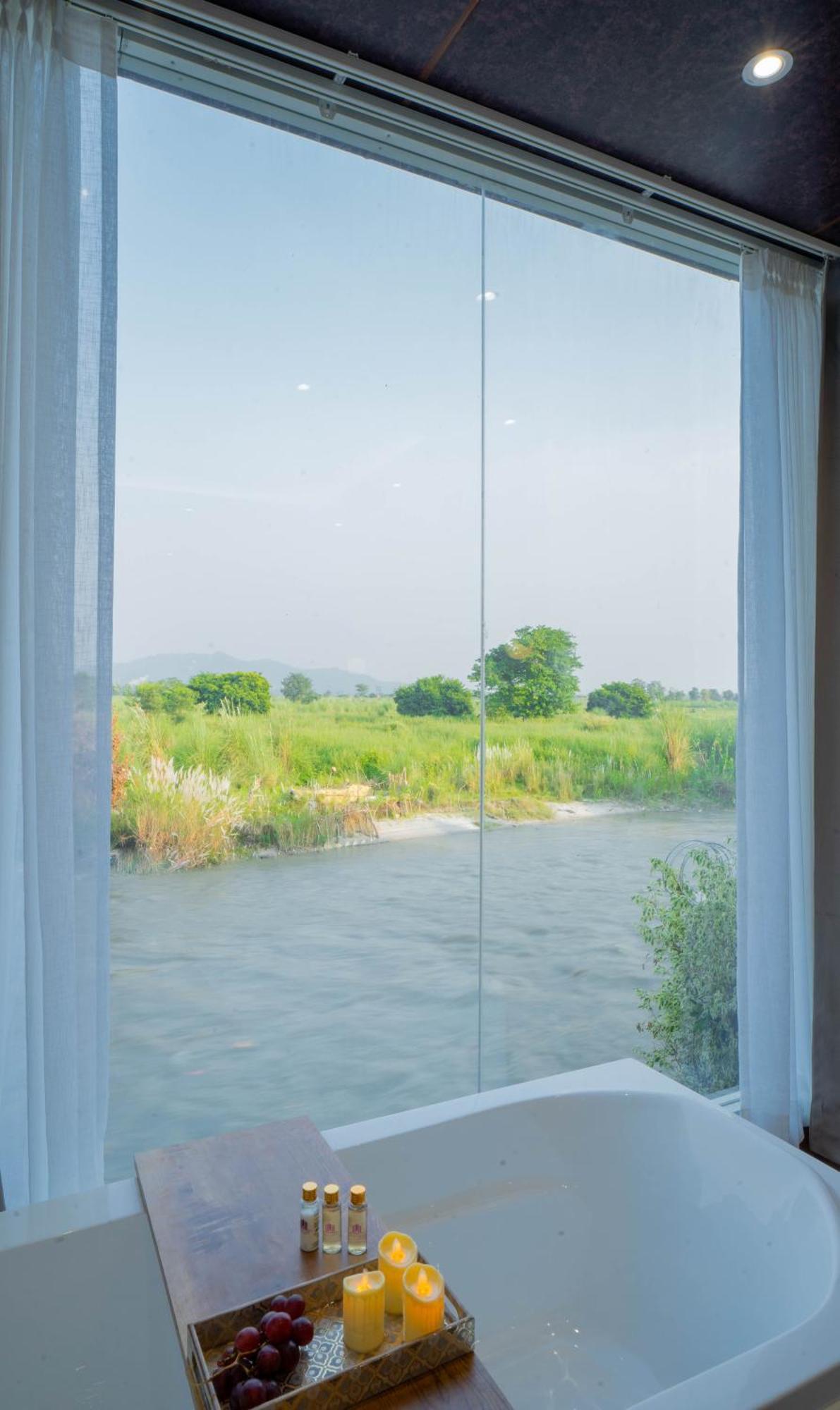 Sukoon By The Ganges - A Riverside Retreat 하리드와르 외부 사진
